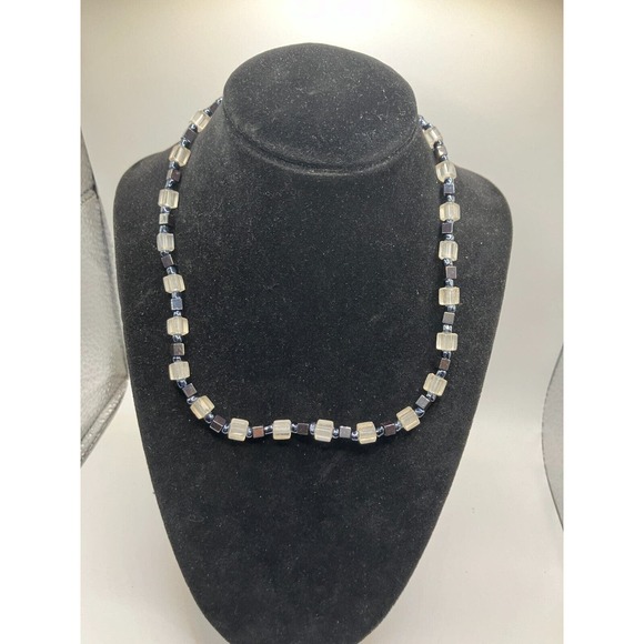 Unisex Natural Clear Quartz Cubes & Silver Spacers 17 Inch Necklace! - Picture 2 of 6